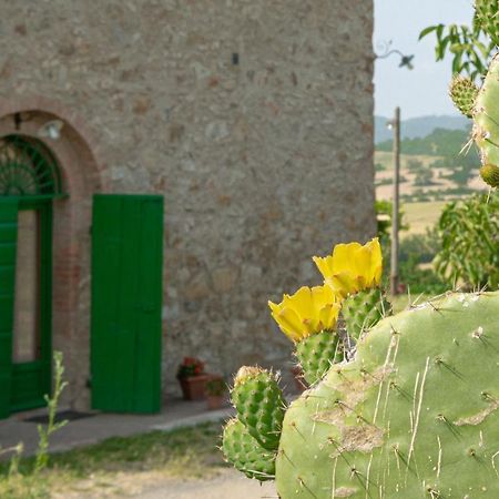 Agriturismo Casa Montecucco Giuncarico Buitenkant foto