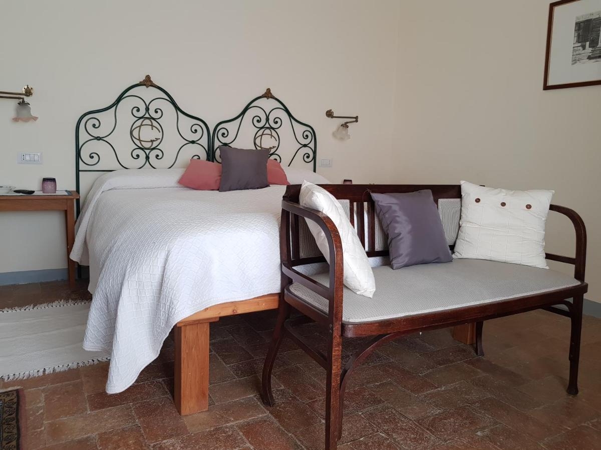 Agriturismo Casa Montecucco Giuncarico Buitenkant foto