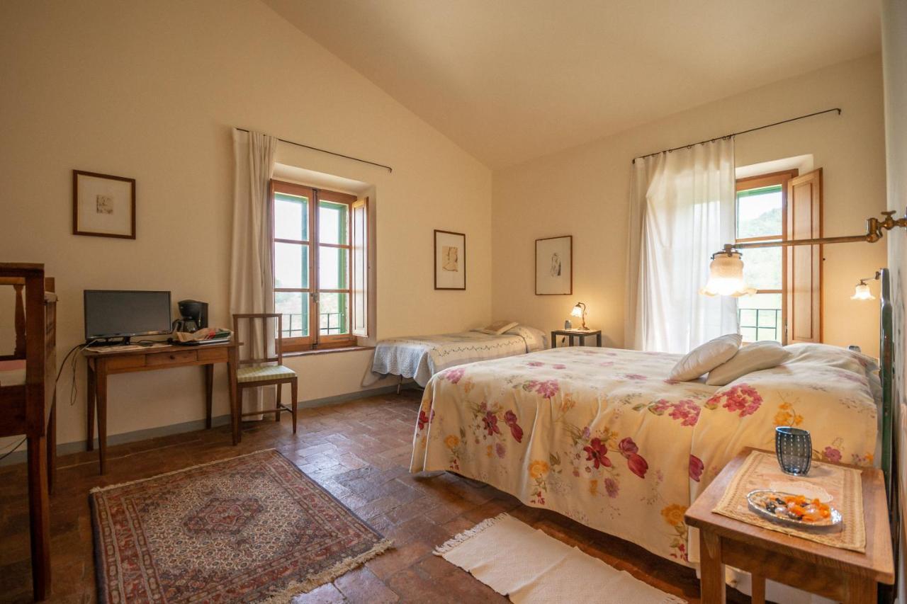 Agriturismo Casa Montecucco Giuncarico Buitenkant foto